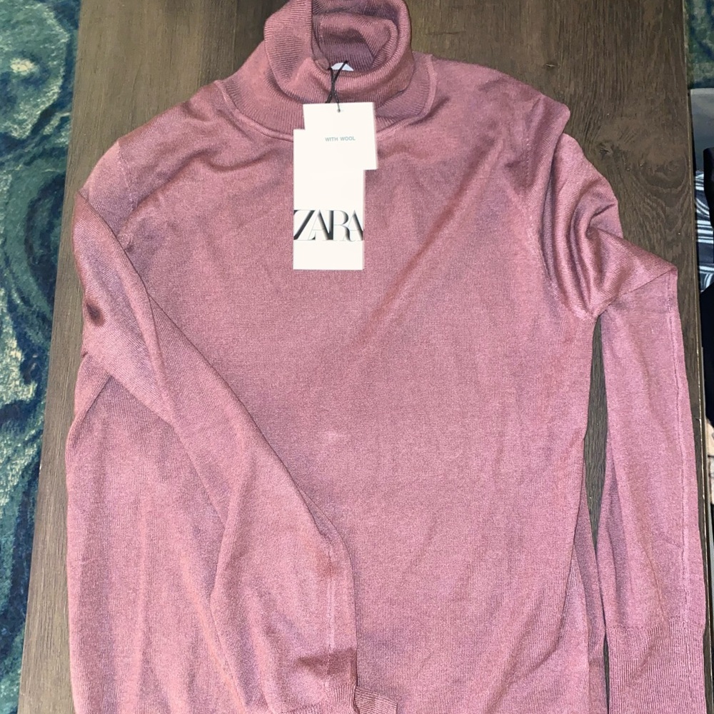 NWT Mauve Zara Turtleneck